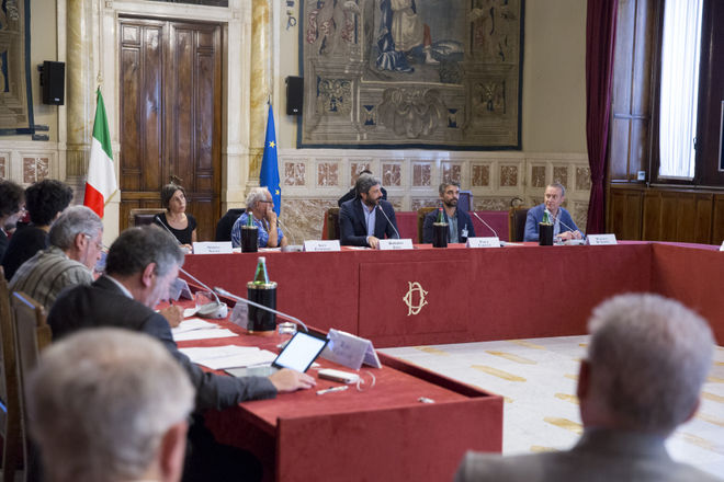 Montecitorio, Sala della Regina - Tavola rotonda sull'Acqua pubblica con il Forum italiano dei movimenti per l'acqua e i comitati