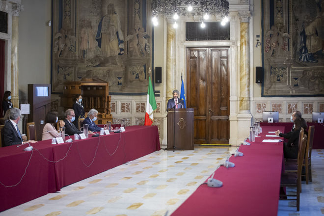Il Presidente Roberto Fico durante il suo intervento in occasione della presentazione della Relazione annuale dell'Autorità di regolazione dei trasporti