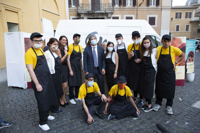 Il Presidente Roberto Fico durante l'iniziativa 'LavoriAmo per l'inclusione' in Piazza di Montecitorio