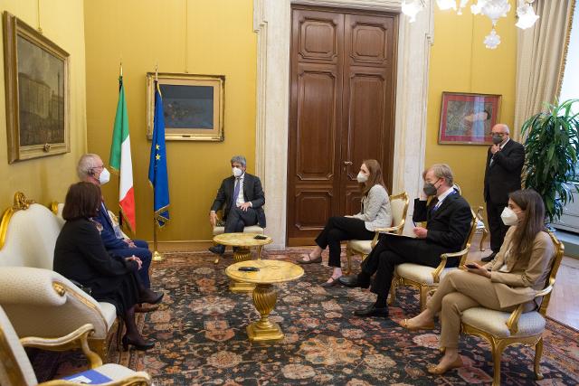 Il Presidente Roberto Fico a colloquio con Tiny Kox, Presidente dell'Assemblea parlamentare del Consiglio d'Europa