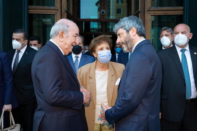 Il Presidente della Camera dei deputati, Roberto Fico, con il Presidente della Repubblica Algerina Democratica e Popolare, Abdelmadjid Tebboune