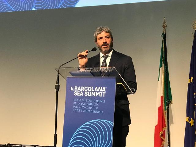 Il Presidente della Camera dei deputati, Roberto Fico, in un momento del convegno "Barcolana sea summit"