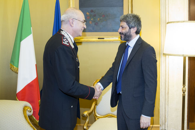 Il Presidente della Camera dei deputati Roberto Fico con il Comandante Generale dell'Arma dei Carabinieri Giovanni Nistri