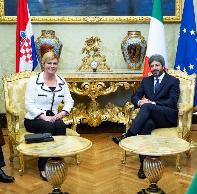 Il Presidente della Camera dei deputati Roberto Fico in un momento dell'incontro con la Presidente della Repubblica di Croazia Kolinda Grabar-Kitarović
