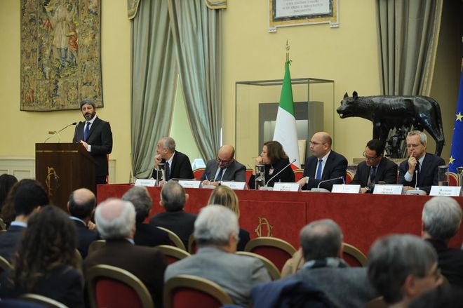 Il Presidente della Camera dei deputati Roberto Fico durante il saluto introduttivo all'incontro 'Cento anni di Stampa parlamentare'