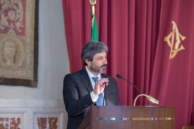 Il Presidente della Camera dei deputati Roberto Fico in un momento del saluto introduttivo al convegno "Eluana 10 anni dopo'