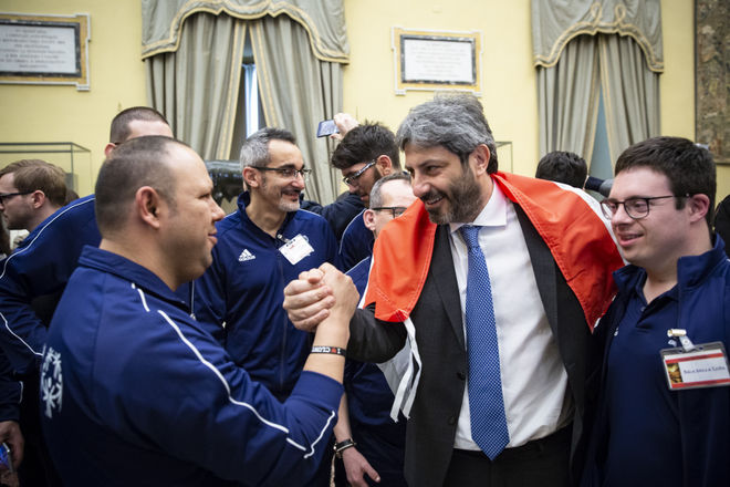 Il Presidente della Camera dei deputati Roberto Fico durante l'incontro con una delegazione di atleti tecnici e delegati di Special Olympics