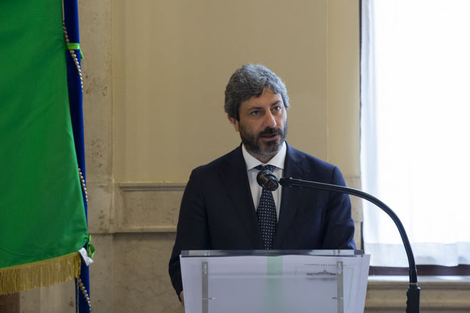 Il Presidente della Camera dei deputati Roberto Fico in un momento del suo intervento in occasione della cerimonia di scopertura del busto di Luigi Einaudi