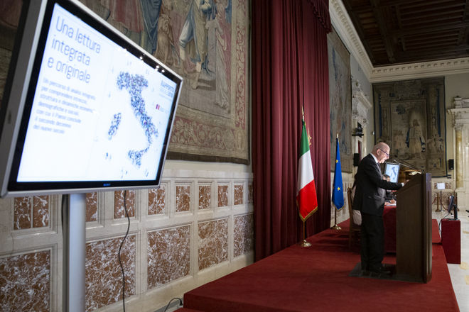Il Presidente dell'ISTAT Gian Carlo Blangiardo durante il suo intervento in occasione della presentazione della Relazione annuale ISTAT