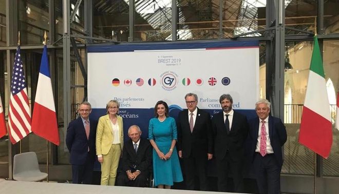 Il Presidente Roberto Fico con gli altri partecipanti alla 17esima riunione dei Presidenti delle Camere basse dei Paesi del G7