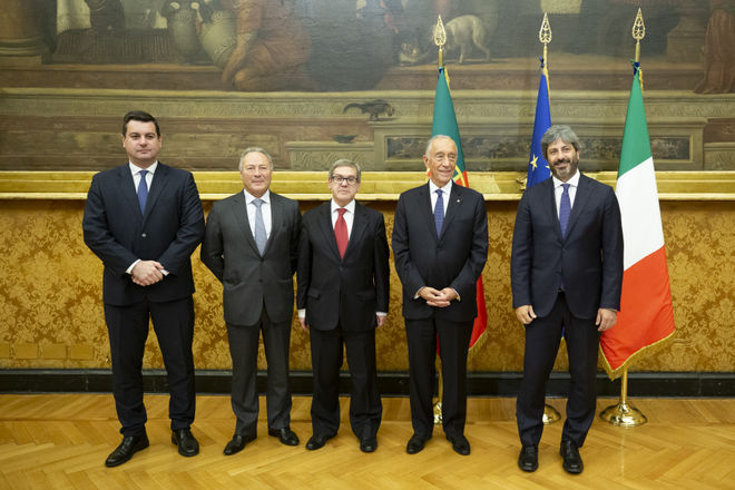Il Presidente della Camera dei deputati Roberto Fico in un momento dell'incontro con il Presidente della Repubblica del Portogallo Marcelo Rebelo de Sousa