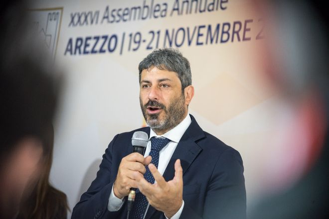Il Presidente della Camera dei deputati Roberto Fico durante il suo intervento in occasione della XXXVI Assemblea Annuale dell'ANCI (Associazione Nazionale Comuni Italiani)