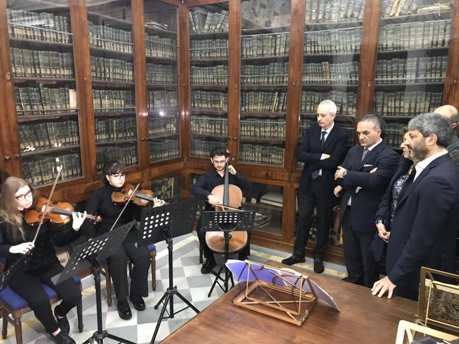 Un momento della visita del Presidente Roberto Fico al Conservatorio di San Pietro a Majella di Napoli