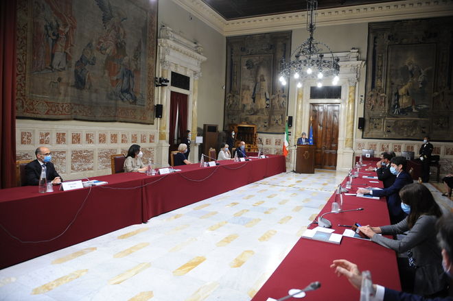 La Sala della Regina di Palazzo Montecitorio ha ospitato la presentazione della relazione annuale dell'Autorità garante per la protezione dei dati personali