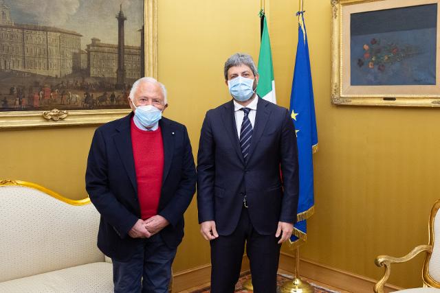 Il Presidente della Camera dei deputati, Roberto Fico, in un momento dell'incontro con il Presidente della SIAE, Giulio Rapetti Mogol