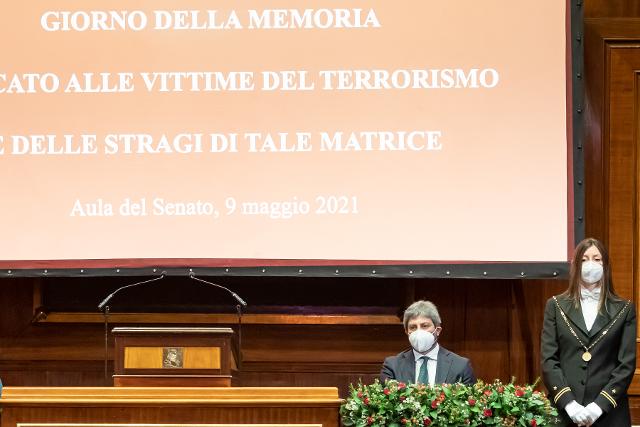 Il Presidente Roberto Fico in un momento della Cerimonia per il Giorno della memoria dedicato alle vittime del terrorismo e delle stragi