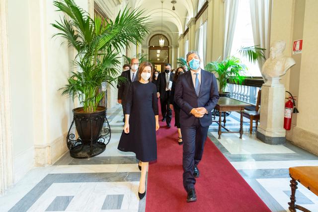 Il Presidente Roberto Fico con la Presidente della Repubblica di Moldova, Maia Sandu
