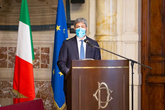 Il Presidente della Camera dei deputati, Roberto Fico, durante il suo intervento in occasione della presentazione della Relazione annuale sull'attività svolta dall'Autorità nazionale anticorruzione - Anac