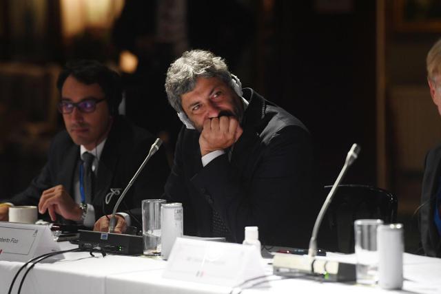Il Presidente Roberto Fico in un momento della 19ª riunione dei Presidenti delle Camere basse dei Paesi del G7 che si è svolta in presenza a Chorley, in Gran Bretagna