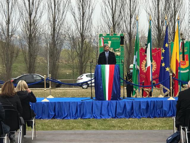 Il Presidente della Camera dei deputati, Roberto Fico, in un momento delle celebrazioni della Giornata nazionale in memoria delle vittime dell'epidemia di Coronavirus