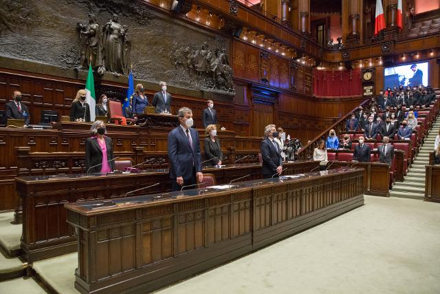 Un momento della celebrazione del Giorno della memoria dedicato alle vittime del terrorismo presso l'Aula di Montecitorio