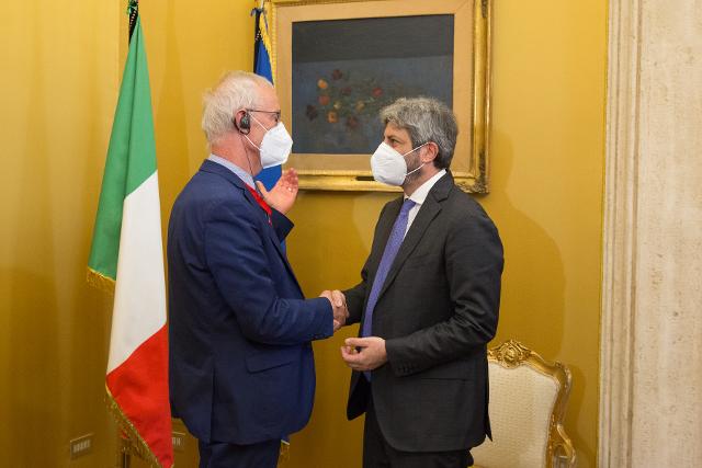 Il Presidente Roberto Fico con Tiny Kox, Presidente dell'Assemblea parlamentare del Consiglio d'Europa