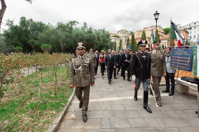 Il Presidente della Camera dei deputati, Roberto Fico, in un momento delle celebrazioni del 79° anniversario della Difesa di Roma